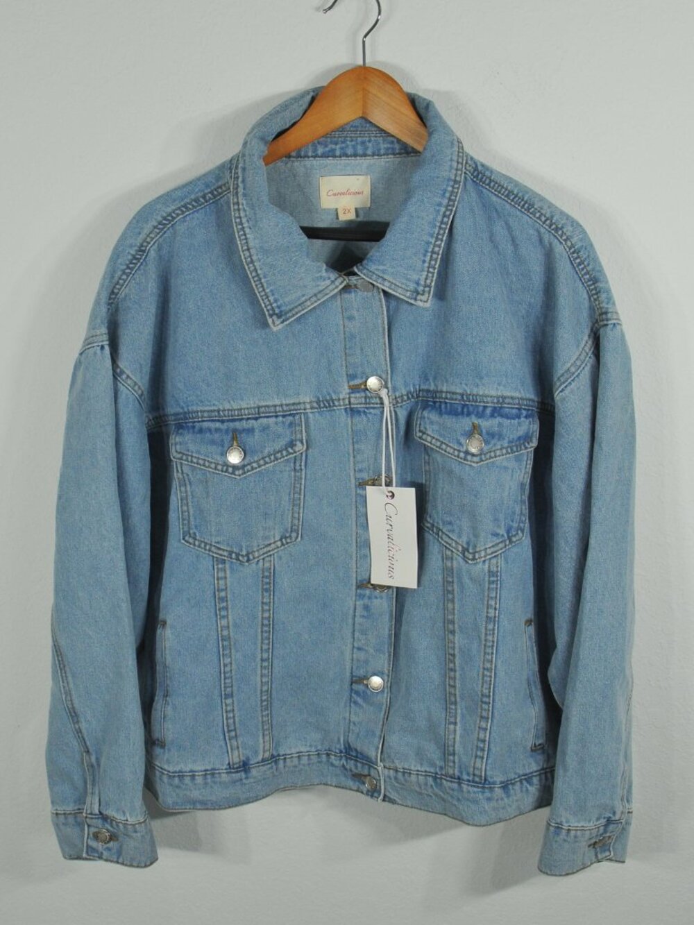 Curvalicious Denim Jacket 2X Lightwash Button down Pink Smiley Face NWT